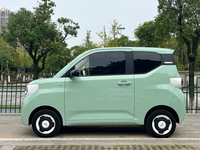 Wuling Hongguang Mini EV — Фото автомобиля 5