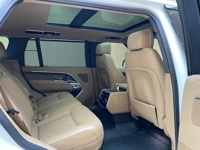 Land Rover Range Rover — Фото автомобиля 15