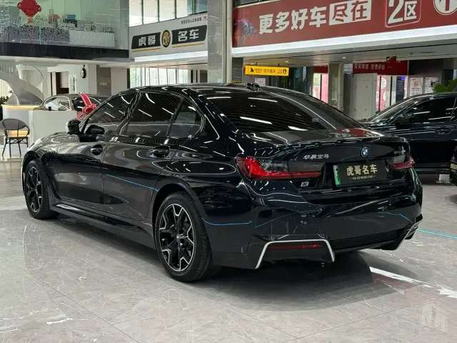 BMW i3 — Фото автомобиля 9