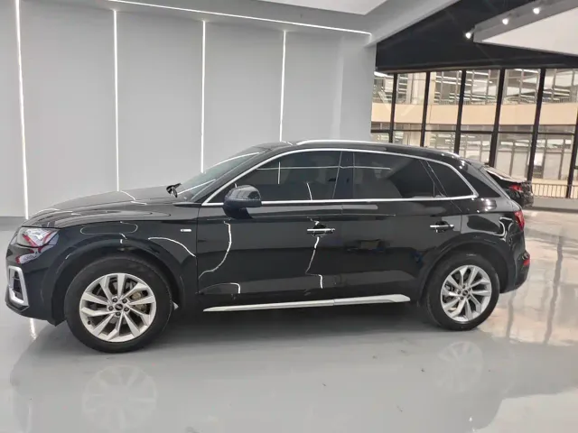 Audi Q5L — Фото автомобиля 3