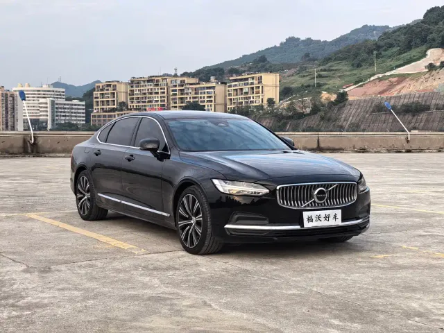 Volvo S90 — Фото автомобиля 2