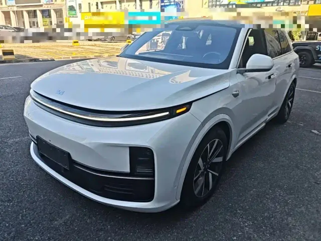 Фотография автомобиля — Li Auto L7