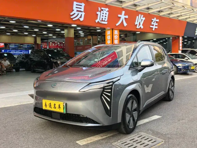 GAC Aion Y — Фото автомобиля 2