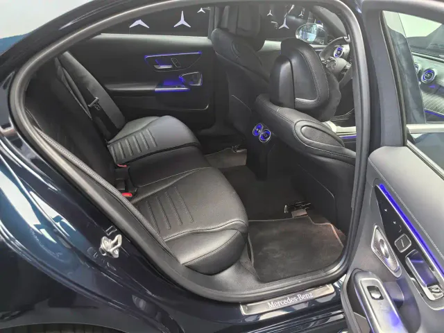 Mercedes-Benz C-Class — Фото автомобиля 19