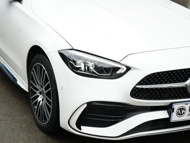Mercedes-Benz C-Class — Фото автомобиля 10