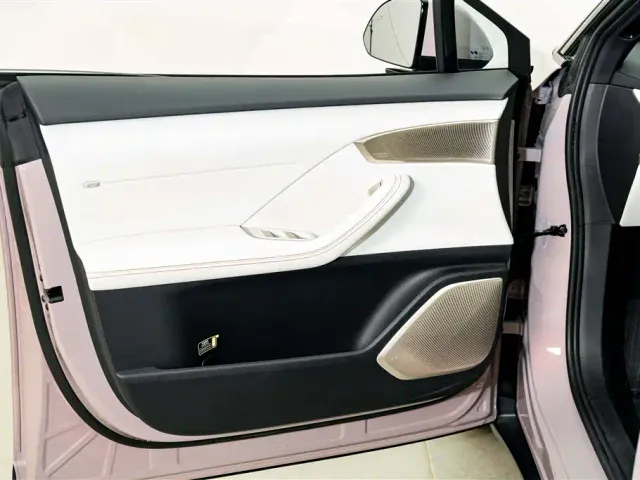 Ledao Ledao L60 2024 60kWh AWD Version — Фото автомобиля 18