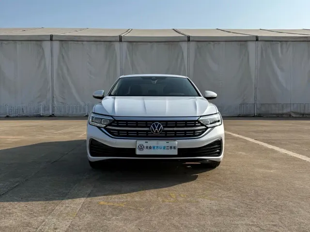 Volkswagen Sagitar — Фото автомобиля 2