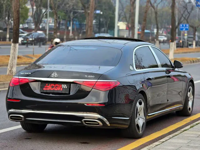 Mercedes-Benz Maybach S-Class — Фото автомобиля 19
