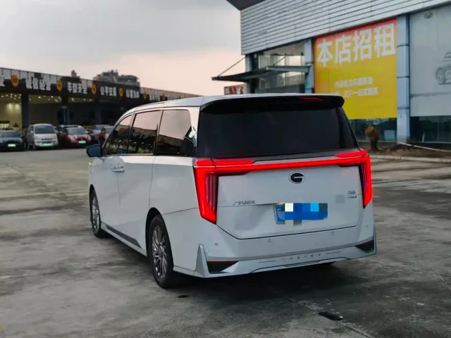 GAC Trumpchi M8 — Фото автомобиля 6