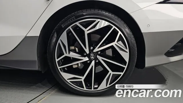 Hyundai Ioniq 6 — Фото автомобиля 21