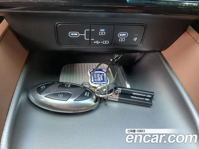 Hyundai Grandeur GN7 — Фото автомобиля 17