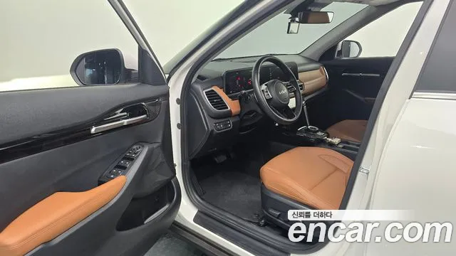 Kia Seltos Бензин 1.6 турбо 2WD — Фото автомобиля 10