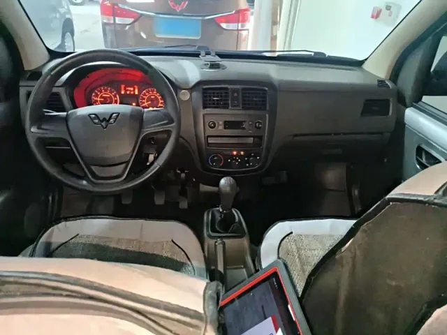 Wuling Rongguang S — Фото автомобиля 9