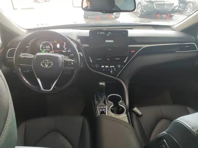 Toyota Camry — Фото автомобиля 9