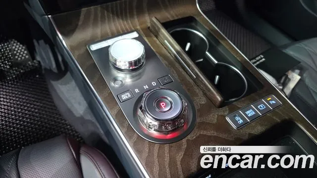 Genesis G80 Бензин 2.5 турбо 2WD — Фото автомобиля 8