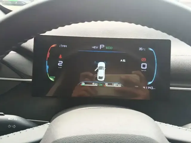 BYD Destroyer 05 2024 Glory Edition DM-i 55KM Luxury — Фото автомобиля 11