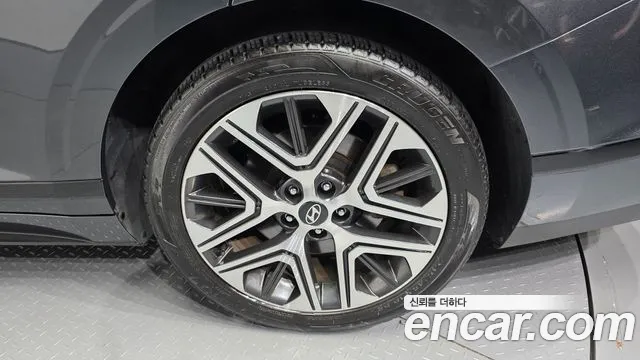 Hyundai Grandeur Grandeur (GN7) — Фото автомобиля 21