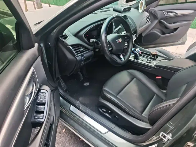 Cadillac CT5 — Фото автомобиля 12