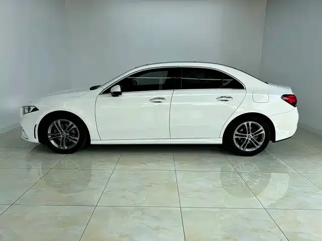 Mercedes-Benz A-Class — Фото автомобиля 10