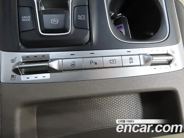 Kia Carnival Generation 4 — Фото автомобиля 14
