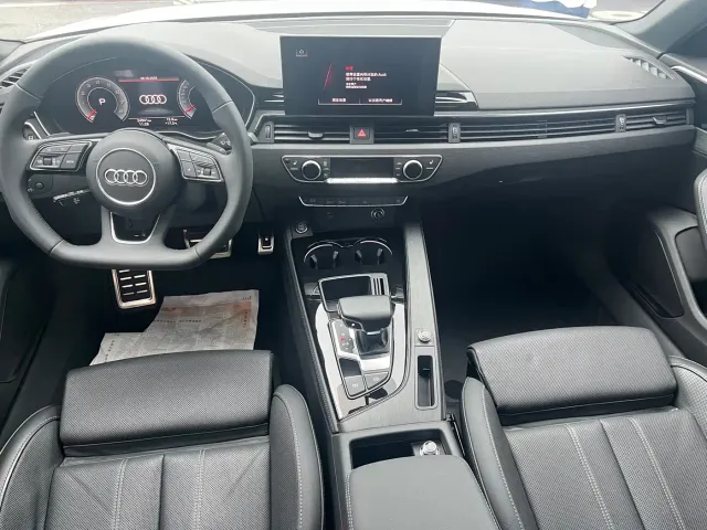 Audi A4L — Фото автомобиля 13