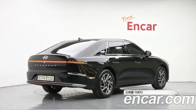 Hyundai Grandeur GN7 — Фото автомобиля 2