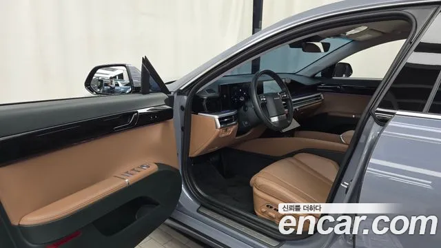 Hyundai Grandeur GN7 — Фото автомобиля 10