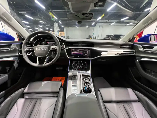Audi A7 — Фото автомобиля 8