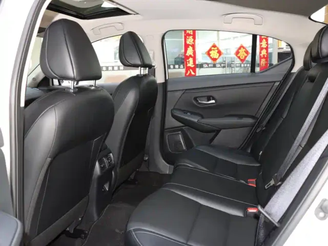 Nissan Sylphy — Фото автомобиля 10