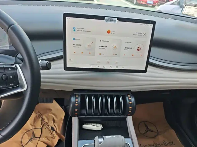 BYD Yuan PLUS — Фото автомобиля 12