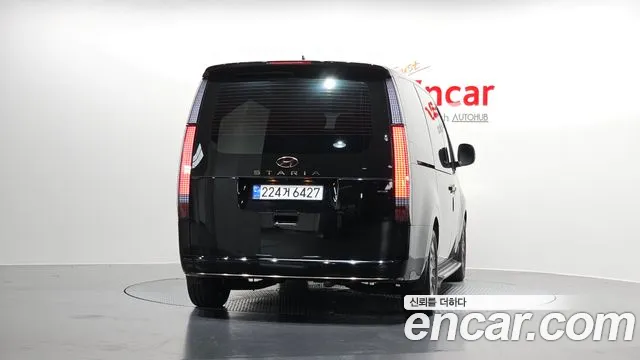 Hyundai Staria Staria 4WD Lounge 7 мест — Фото автомобиля 4