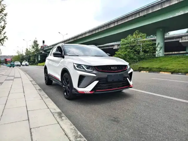 Geely Binyue — Фото автомобиля 3