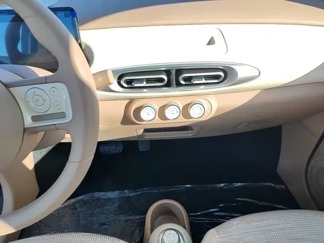 Wuling Hongguang Mini EV — Фото автомобиля 12