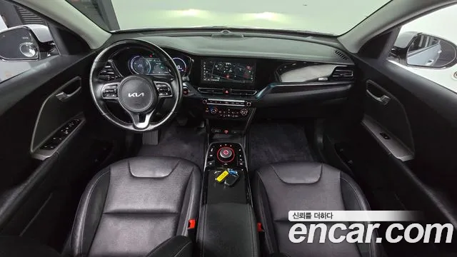 Kia Niro Niro Plus Air — Фото автомобиля 7