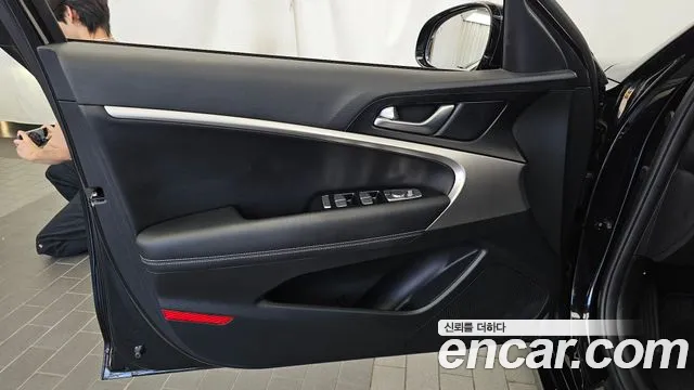 Genesis G70 New — Фото автомобиля 13