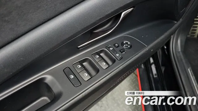 Hyundai AVANTE — Фото автомобиля 14
