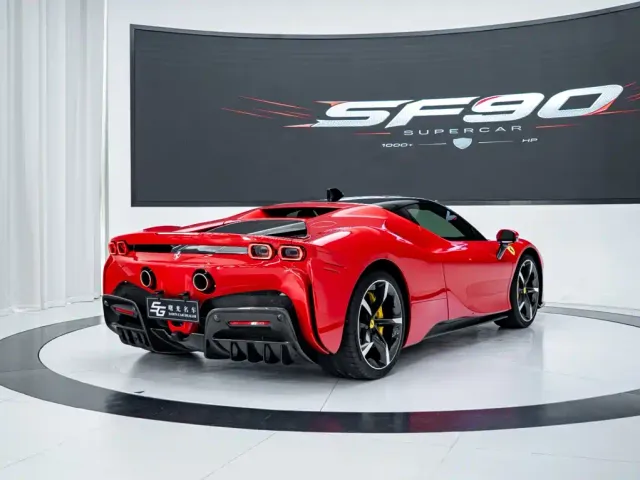 Ferrari SF90 — Фото автомобиля 4