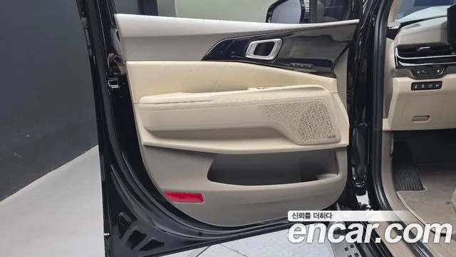 Kia Carnival — Фото автомобиля 13