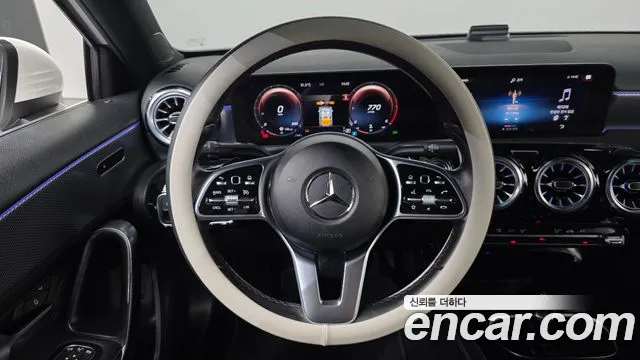Mercedes-Benz A-Class W177 — Фото автомобиля 13