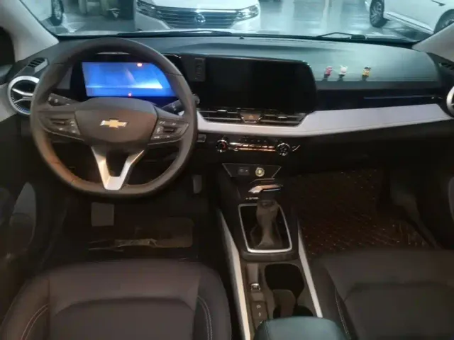 Chevrolet Monza — Фото автомобиля 9