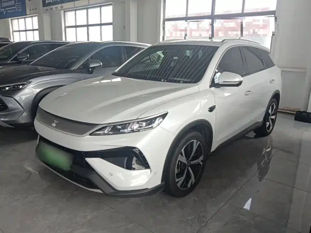 Фотография автомобиля — BYD Song Pro