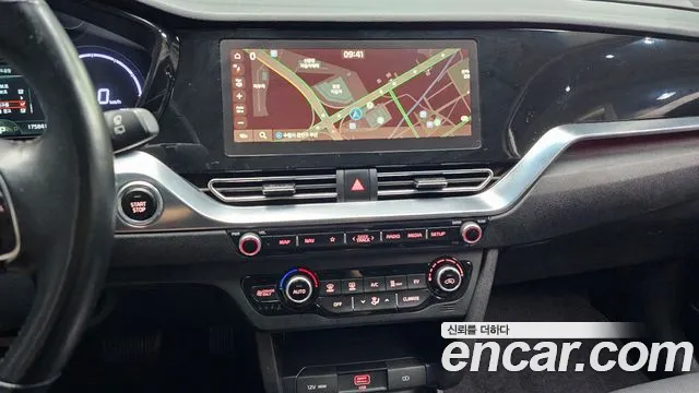 Kia Niro Niro Plus Earth — Фото автомобиля 14