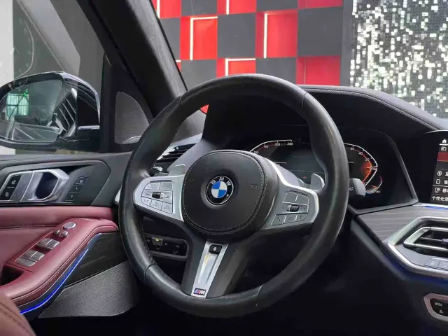 BMW X5 — Фото автомобиля 13
