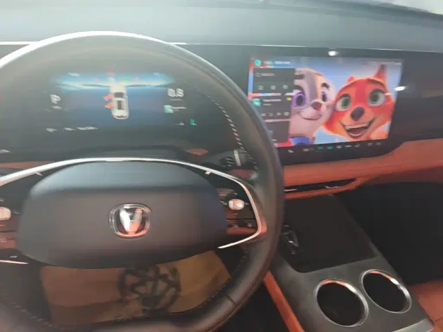 Changan CS75 Plus — Фото автомобиля 13