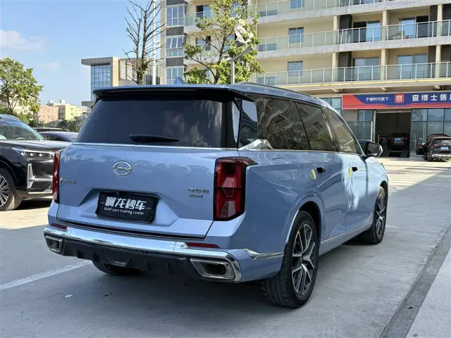 GAC Trumpchi GS8 — Фото автомобиля 9