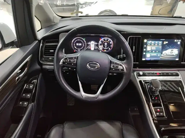 GAC Trumpchi M8 — Фото автомобиля 10