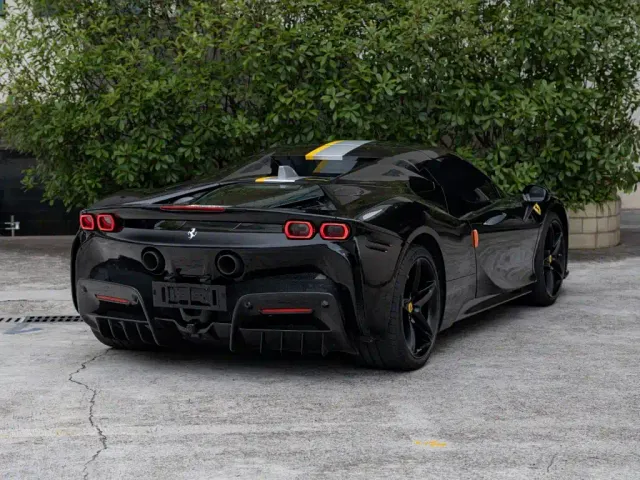 Ferrari SF90 — Фото автомобиля 4