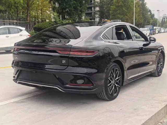 BYD Han — Фото автомобиля 7