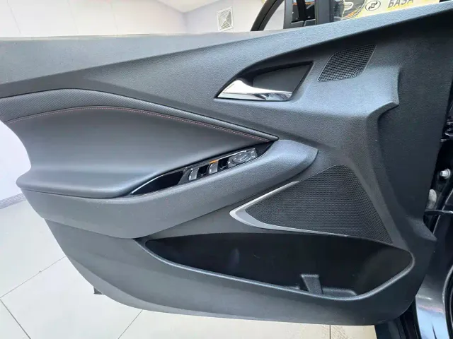 Chevrolet Volando 2020 Mild Hybrid Redline 530T Automatic Premium Edition (5+2 seater) — Фото автомобиля 17