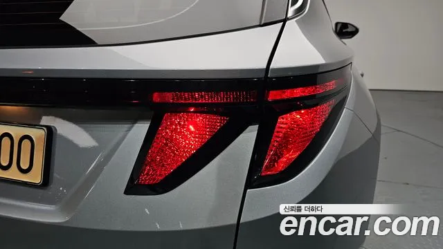 Hyundai Tucson Tucson (NX4) Бензин 1.6 турбо 2WD — Фото автомобиля 23